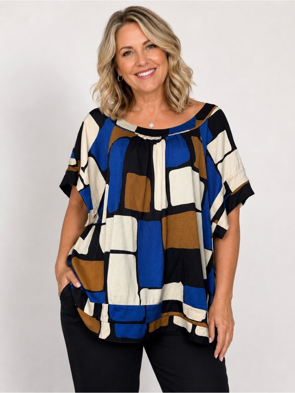 DIANE VON FURSTENBERG Women Size 10 Multi-Color 100% Silk Short Sleeve Shirt